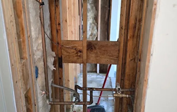 Frozen Pipe Water Removal in Dundee, NE