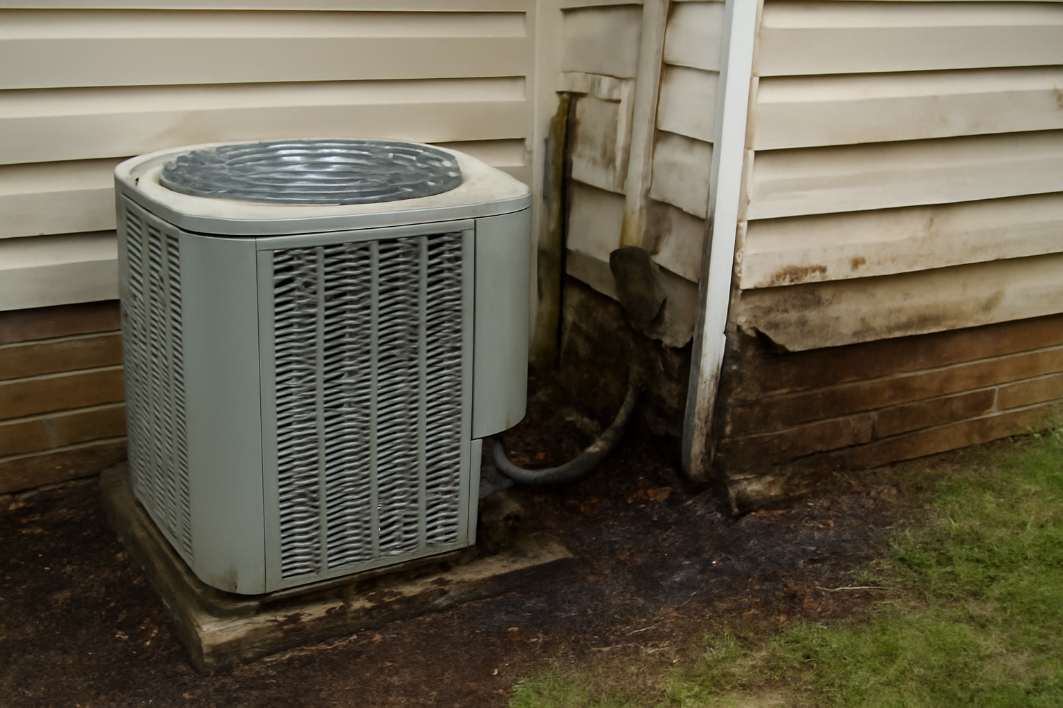 AC Unit Water Removal in Springfield, NE
